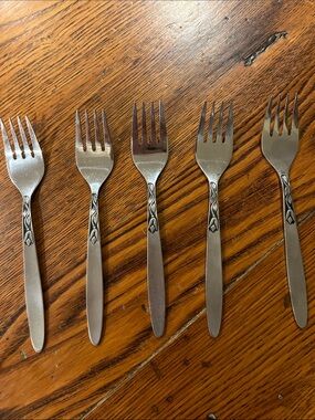 Amefa Tulip Time Mid-Century Modern Dinner Forks - Set of 5 - made in Holland